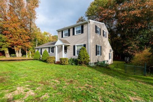 285 Boston Post Rd, Waterford, CT 06385-2039