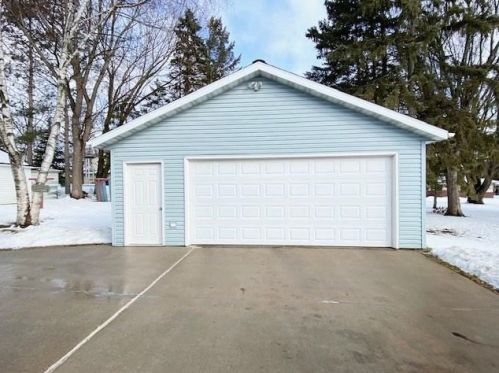 413 Ives St, Marshfield, WI 54449-1424