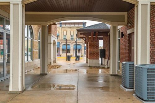 111 Fulton St, Edgerton WI  53534-1876 exterior
