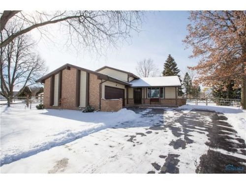 404 Hertford Ct, Maumee, OH 43537-2220