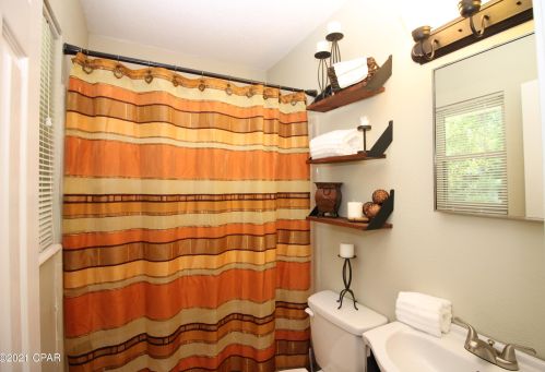 2004 Greenbriar Blvd, Lynn Haven FL  32444-4608 exterior