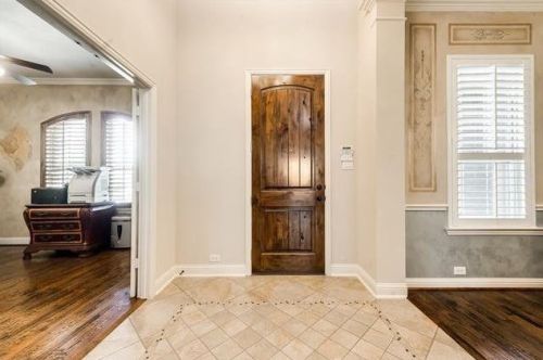 1001 High Hawk Trl, Euless, TX 76039-5837