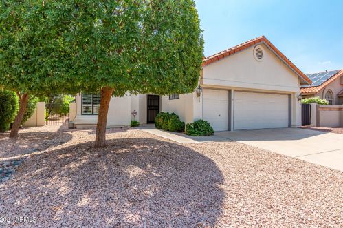 10605 Michigan Ave, Chandler, AZ 85248-8807