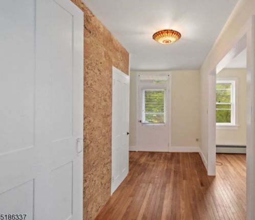 1063 Old York Rd, East Amwell Township NJ  08551-1041 exterior