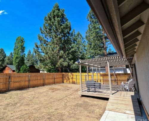 549 Fairway Blvd, Big Bear City CA  92314-8875 exterior