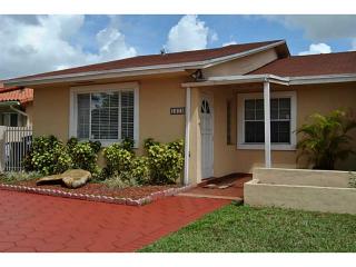 1215 119th Ct, Miami, FL 33184-2461