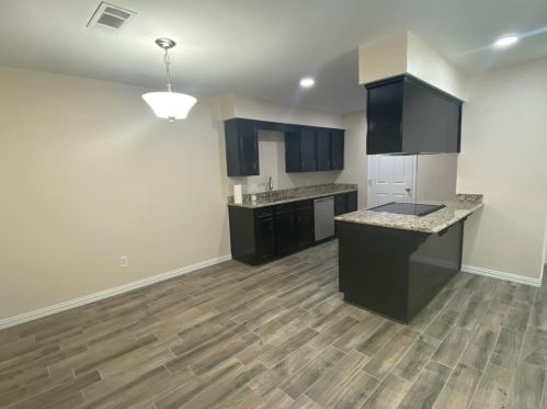 130 Meador Ln, Burleson TX  76028-5740 exterior