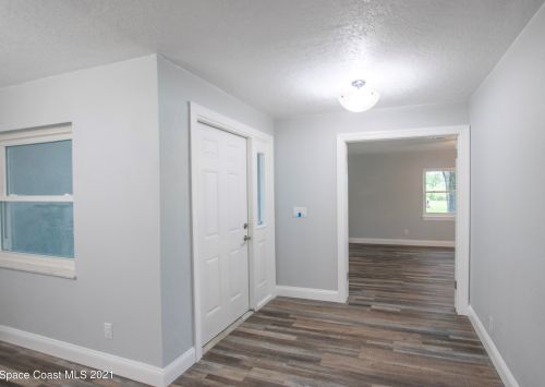 45 Fairglen Dr, Titusville, FL 32796-3012