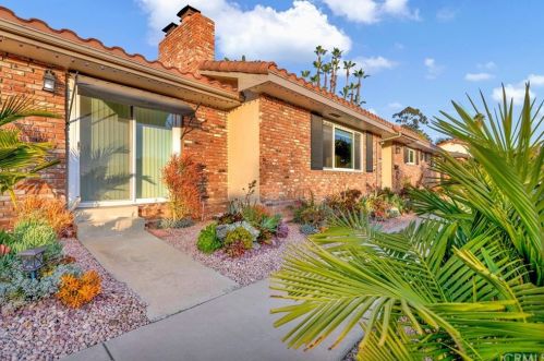 6570 Hillgrove Dr, San Diego, CA 92120-4828