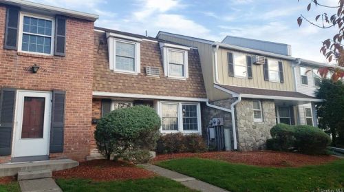 274 Hooker Ave, Poughkeepsie NY  12603-3022 exterior