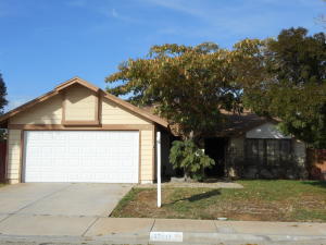 37427 18th St, Palmdale, CA 93550-6939