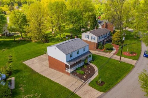 148 Autumn Dr, Trafford, PA 15085-1425