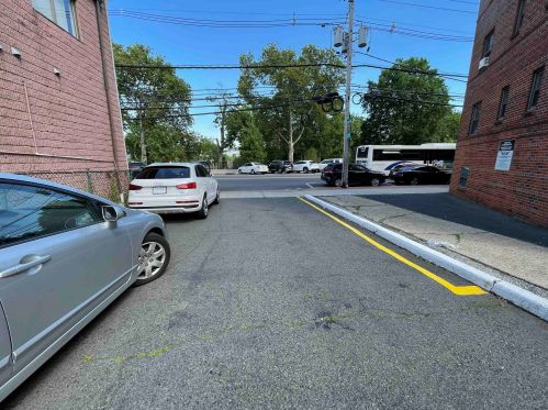 8811 Bergenline Ave, North Bergen NJ  07047-5225 exterior