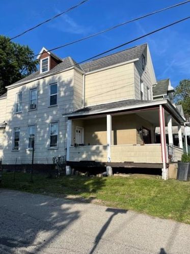 401 Harrison St, Glassport, PA 15045-1118