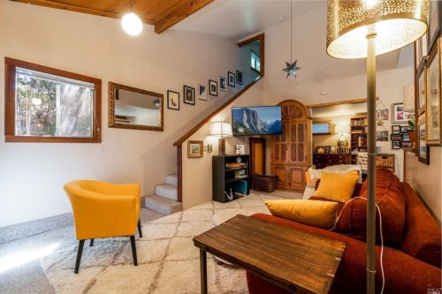618 Walnut Ave, Ukiah, CA 95482-4239