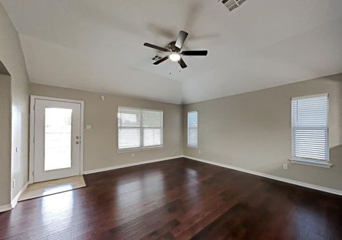 517 Bluehaw Dr, Georgetown TX  78628-7063 exterior