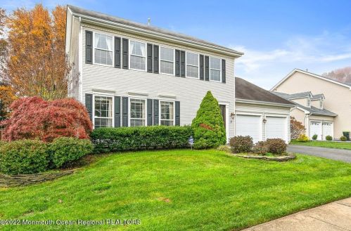 21 Mountain Laurel Rd, Morganville, NJ 07751-4064