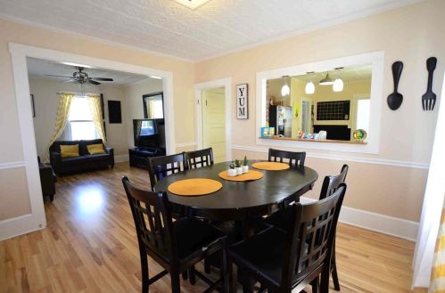 8 6 St, Nashua NH  exterior