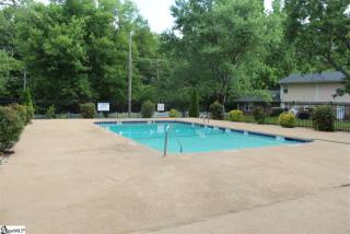 1 Ruby Bay Ln, Simpsonville SC  29681-2703 exterior