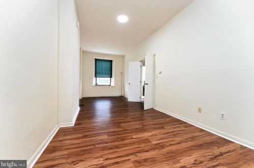 1314 State St, Harrisburg, PA 17103-1336