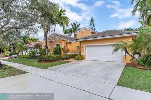 315 185th Ave, Hollywood FL  33029-5428 exterior