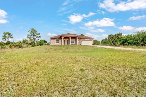 3795 54th Ave, Naples, FL 34120-3218