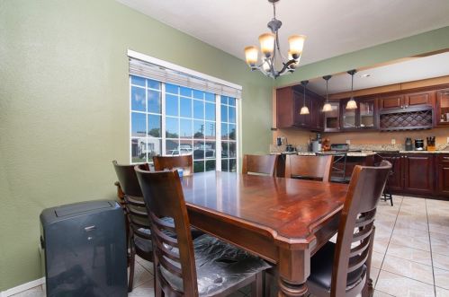 10109 Rosewood Ave, South Gate CA  90280-6461 exterior