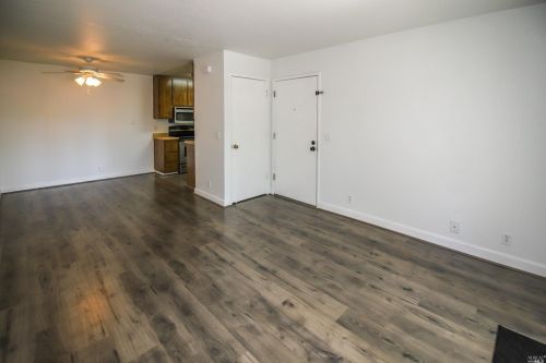 502 Arcadia Dr, Vacaville CA  95687-3355 exterior