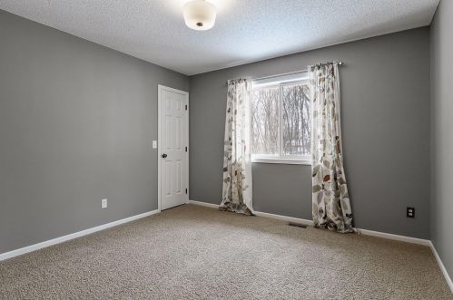 10192 47th St, Otsego MN 55376-3067 exterior