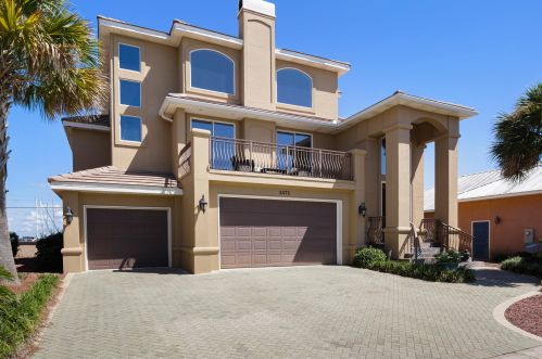 2575 Cayenne Ln, Shalimar FL  32579-4202 exterior