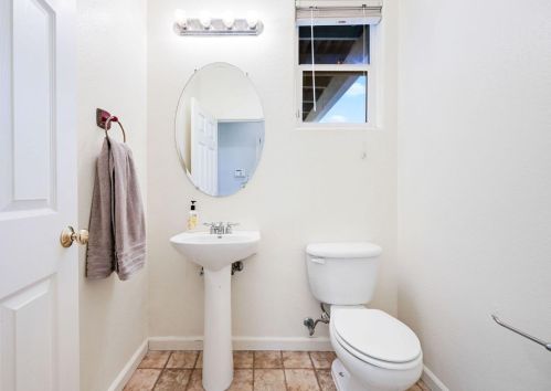 447 Henley Pkwy, Grayson CA  95363-8828 exterior