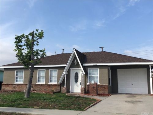13720 Gardenland Ave, Bellflower, CA 90706-2729