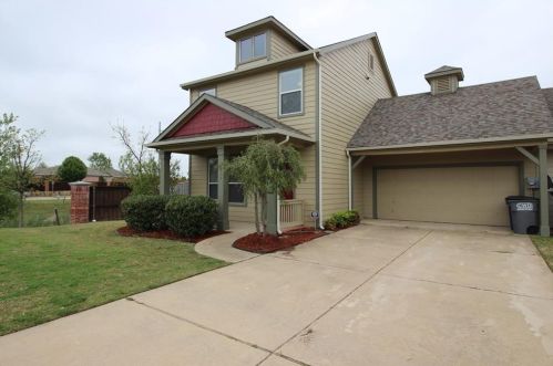 801 Chickesaw Ln, St Paul, TX 75098-8705