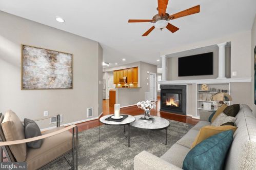 13818 Custis Sq, Woodbridge, VA 22191-5411