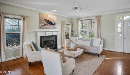 1089 Otter Cir, Beaufort SC  29902-5861 exterior