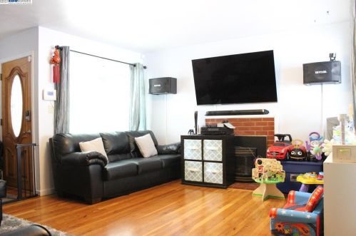 15770 Paseo Largavista, San Lorenzo, CA 94580-1524