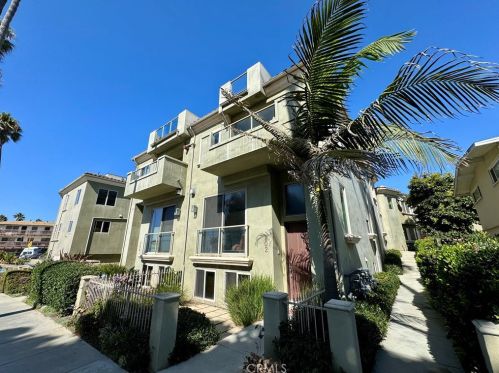 208 Calle Miramar, Redondo Beach CA  90277-6206 exterior