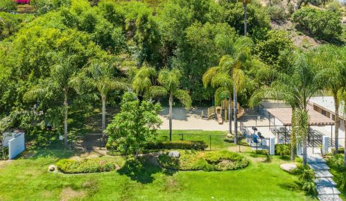 6441 Bell Blf Ave, San Diego CA 92119-1018 exterior