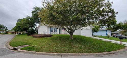 8104 Casuarina Dr, Port Richey, FL 34668-3007