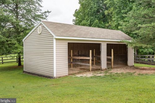 9600 T Pat Rd, Spotsylvania VA  22551-5352 exterior