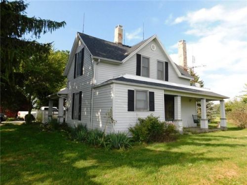 1020 Kelch Rd, Russia, OH 45363-9773