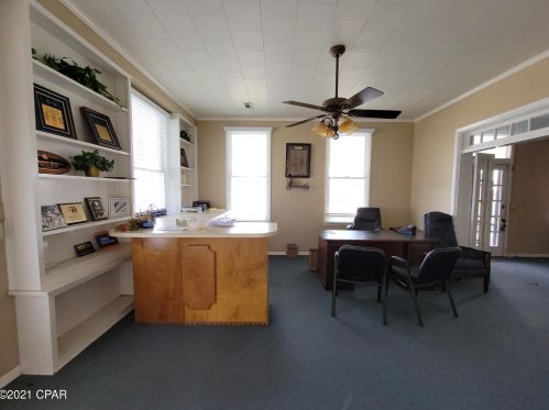 2932 Jefferson St, Marianna FL  32446-3448 exterior