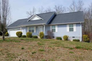 135 Logan Ln, Dayton, TN 37321-5071