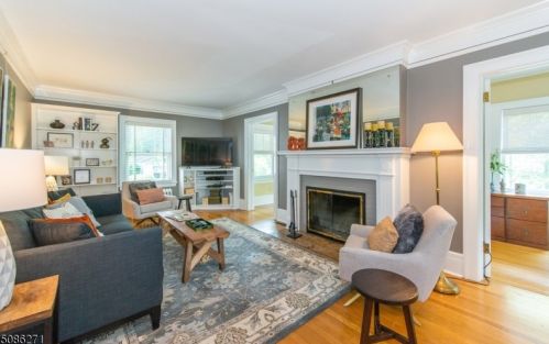 9 Princeton Pl, Montclair NJ  07043-1312 exterior