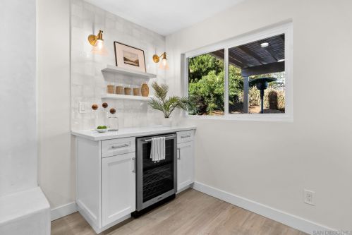 2216 Silver Peak Pl, Encinitas CA  92024-3145 exterior