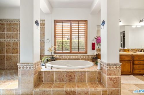 80481 Spanish Bay, La Quinta CA  92253-5698 exterior