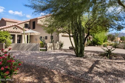 9112 Caribbean Ln, Scottsdale, AZ 85260-2738