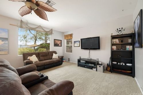 28030 Gibraltar Ln, Santa Clarita CA  91384-4548 exterior