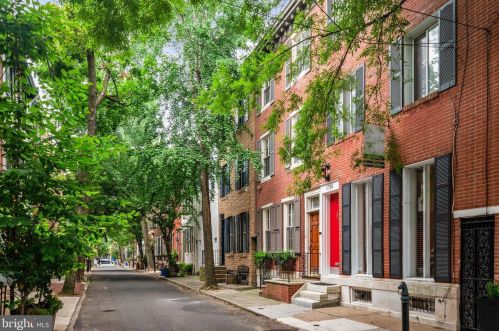 1734 Addison St, Philadelphia, PA 19146-1517