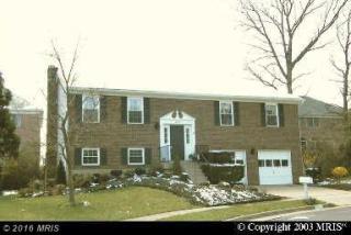 8003 Matt Ct, Vienna VA  22027-1001 exterior